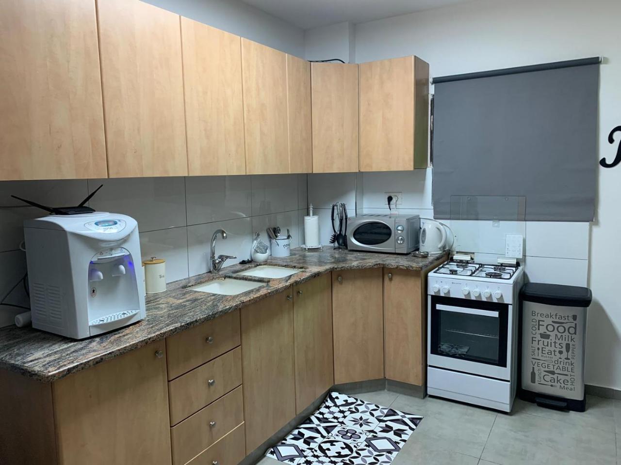 Spat Apartments Bat Yam Buitenkant foto